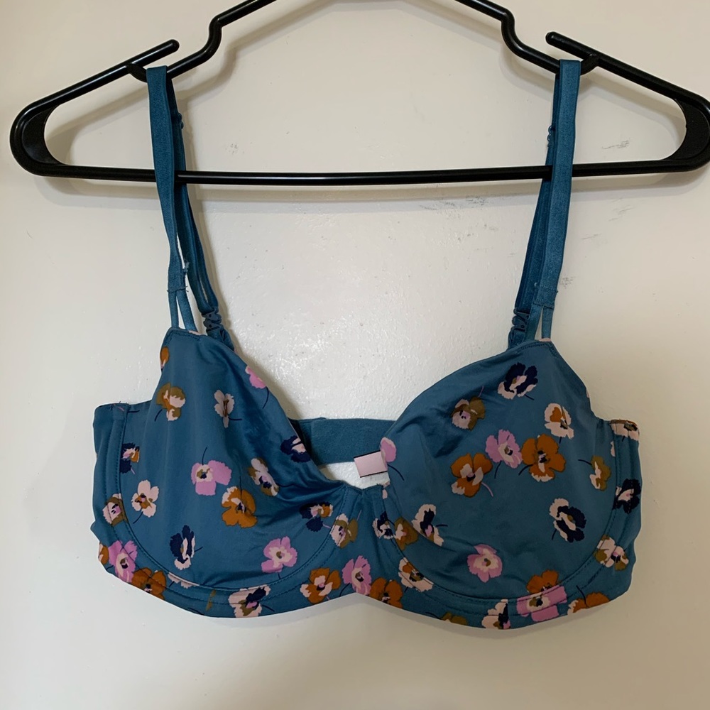 Victoria’s Secret Bra